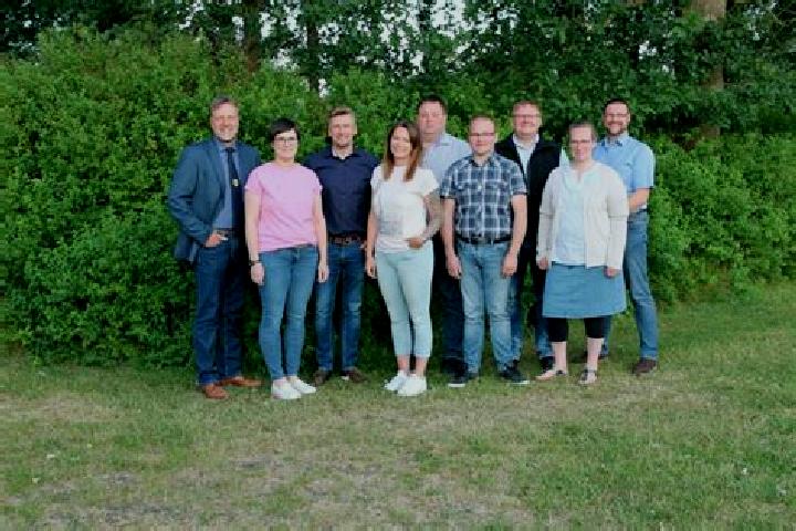 Escorts Klein Bennebek, Germany — Local Companions