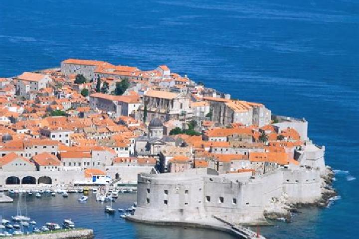 Escorts Klepece Selo, Croatia — Local Companions