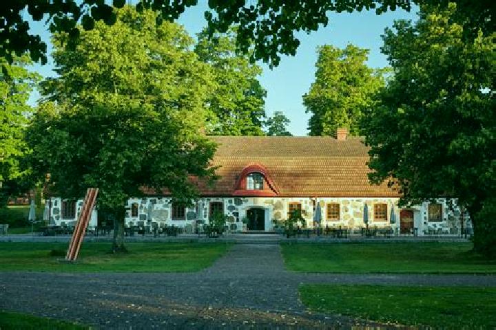Escorts Knislinge, Sweden — Local Companions