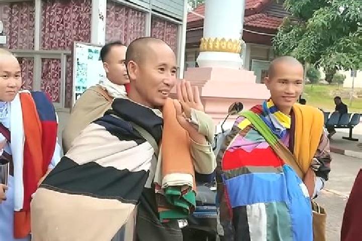 Escorts Koatas Lao, Indonesia — Local Companions