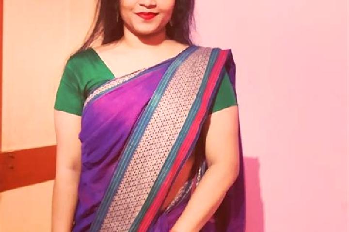 Escorts Kolambe, India — Local Companions