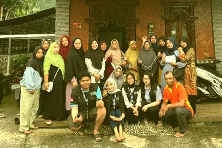 Escorts Krajan Craken, Indonesia — Local Companions