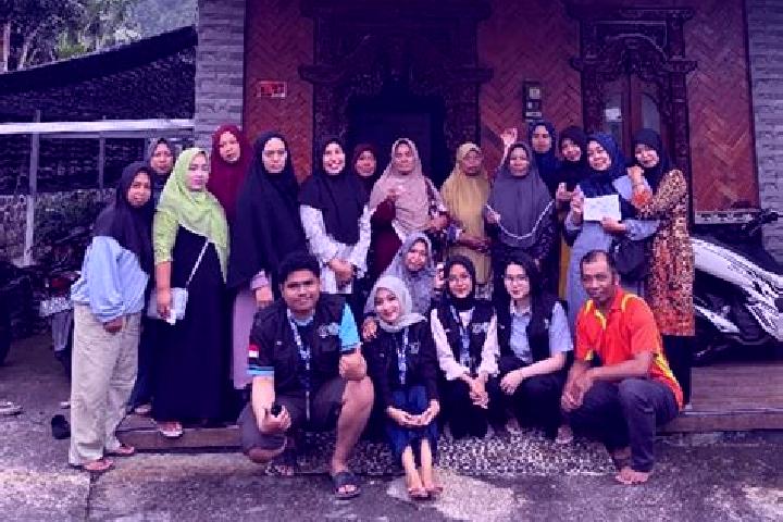 Escorts Krajan Selur, Indonesia — Local Companions