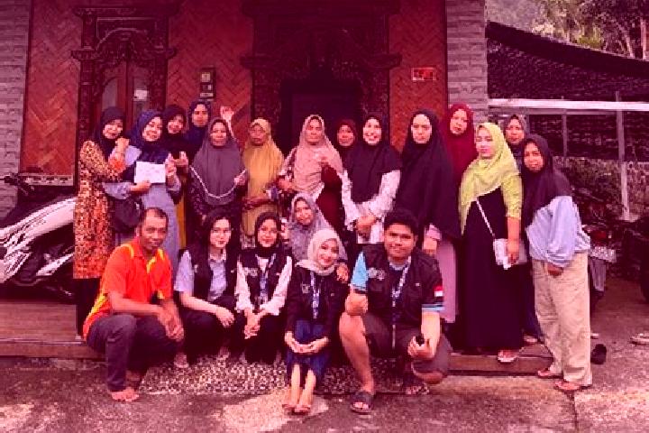 Escorts Krajan Tenggaran, Indonesia — Local Companions