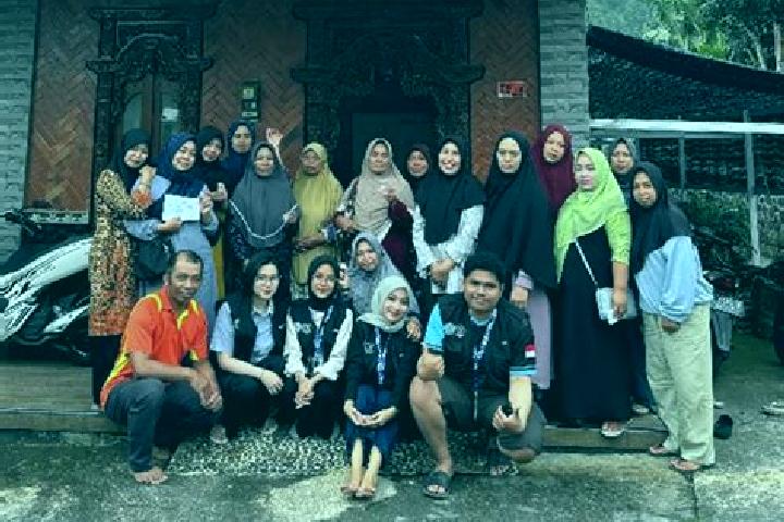 Escorts Krajan Waturoyo, Indonesia — Local Companions