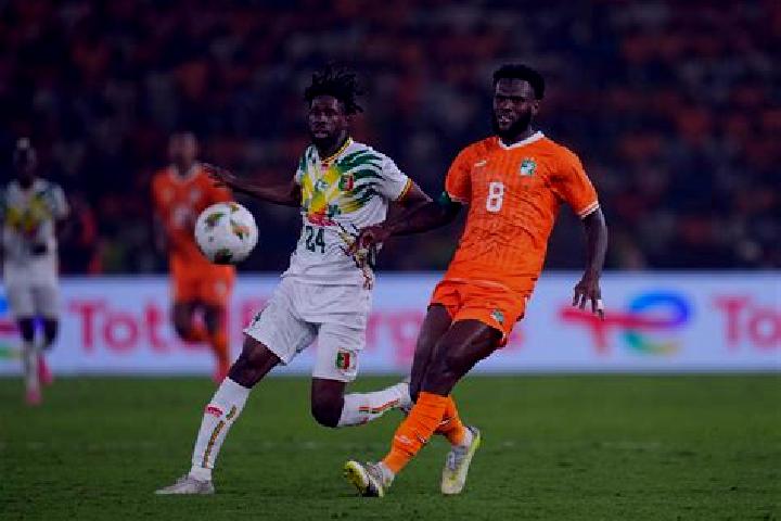 Escorts Krebio-Kessie, Ivory Coast — Local Companions