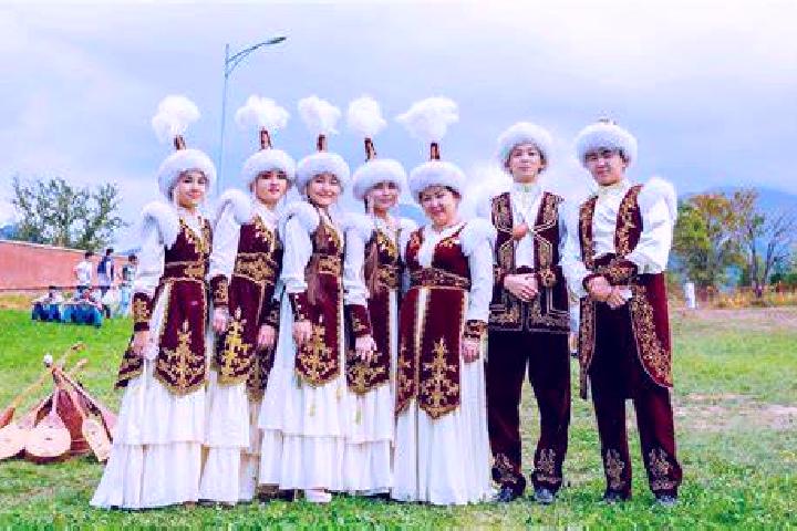 Escorts Krugloozernoye, Kazakhstan — Local Companions