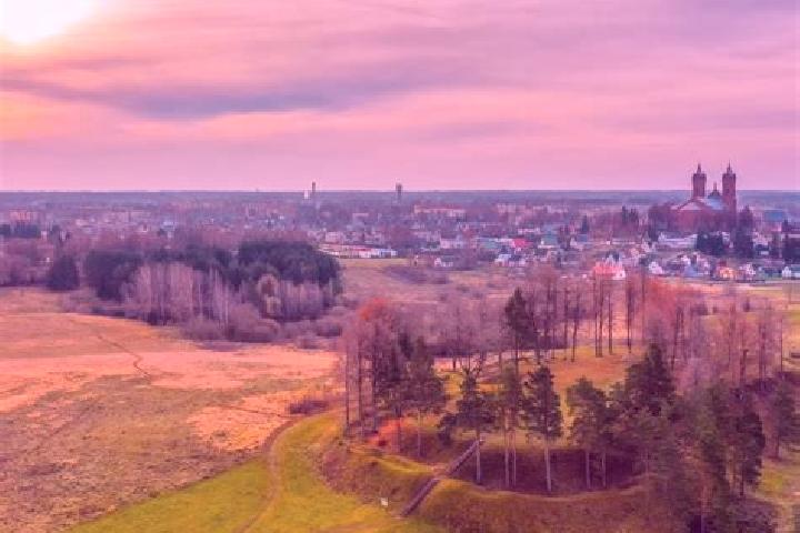 Escorts Kupiskis, Lithuania — Local Companions