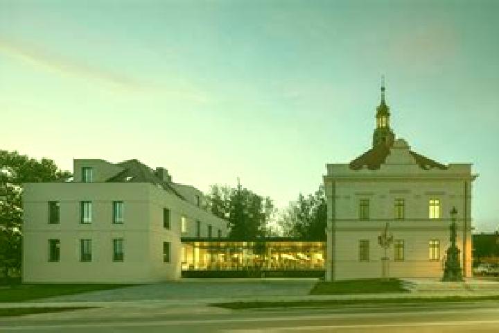 Escorts Kurim, Czech Republic — Local Companions