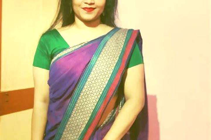 Escorts Kurthaur, India — Local Companions