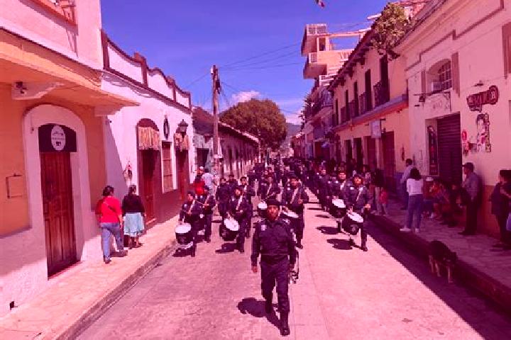 Escorts La Moncada, Mexico — Local Companions