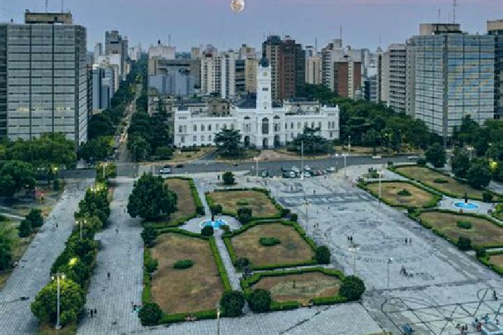 Escorts La Plata, Argentina — Local Companions