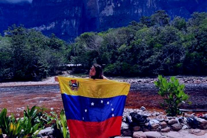 Escorts La Quebrada, Venezuela — Local Companions