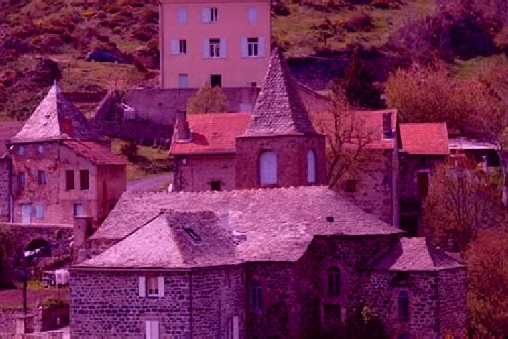 Escorts La Rochette, France — Local Companions