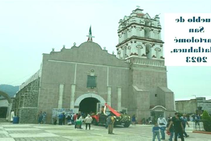 Escorts Lachixova, Mexico — Local Companions