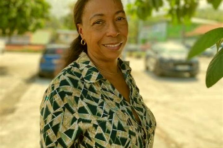 Escorts L Ajoupa-Bouillon, Martinique — Local Companions