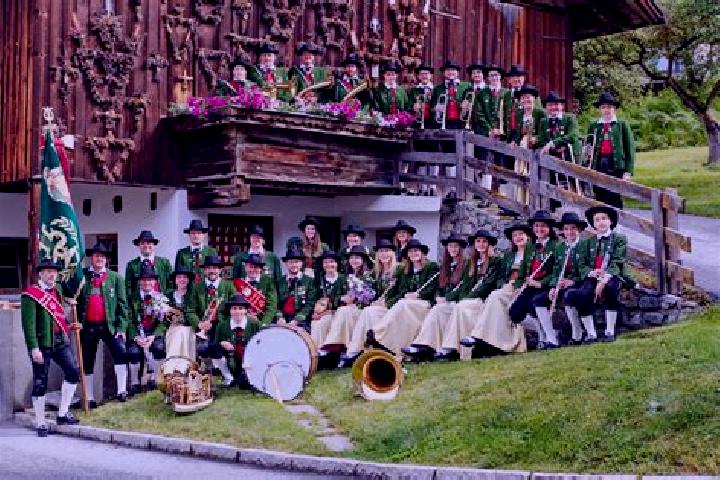 Escorts Landeck, Austria — Local Companions