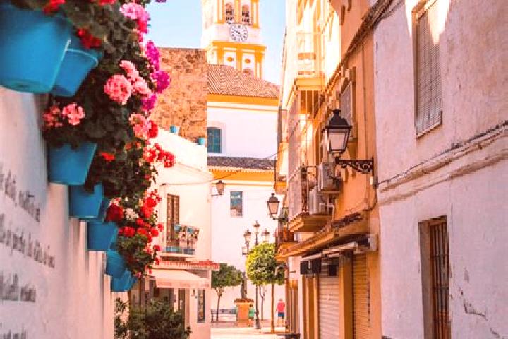 Escorts Langayo, Spain — Local Companions