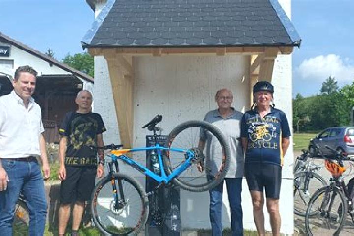 Escorts Langenbogen, Germany — Local Companions