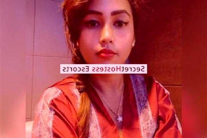 Escorts Laranganglintong, Indonesia — Local Companions