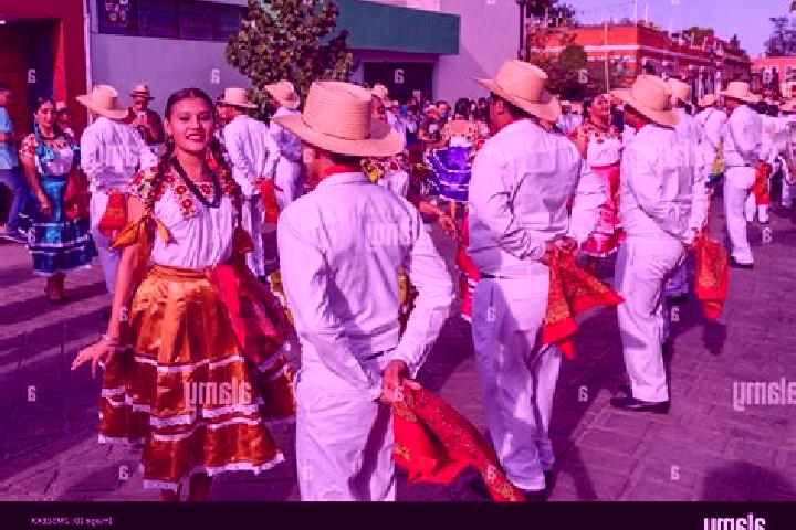 Escorts Las Cruces de Cacahuatepec, Mexico — Local Companions