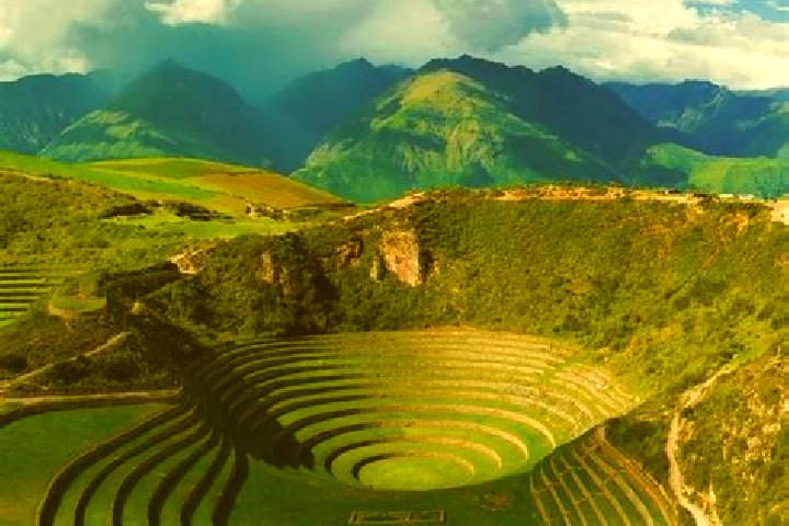 Escorts Las Monicas, Peru — Local Companions