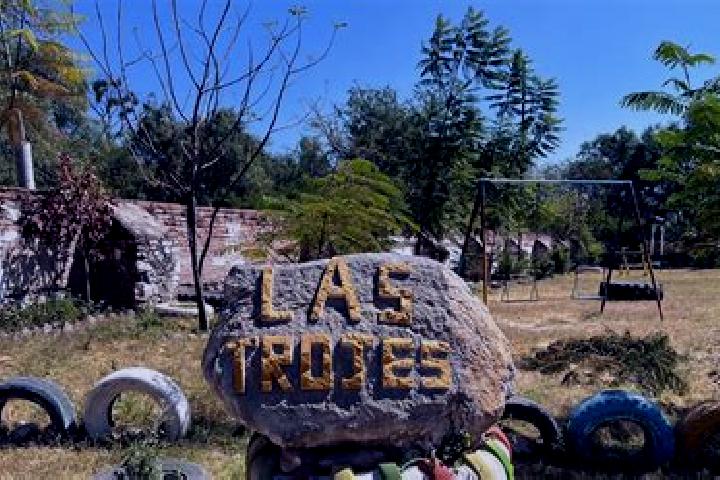 Escorts Las Trojas, Mexico — Local Companions