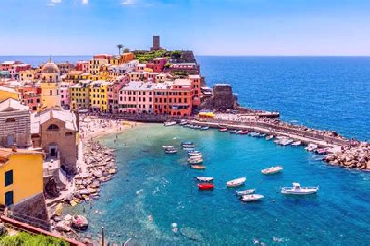 Escorts Lavagna, Italy — Local Companions