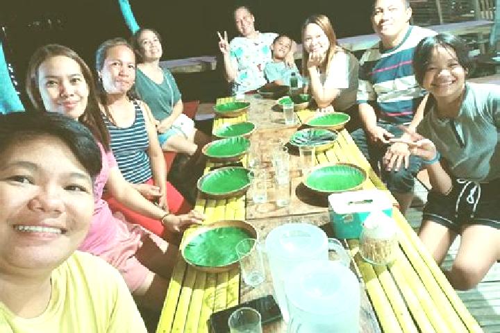 Escorts Lavezares, Philippines — Local Companions