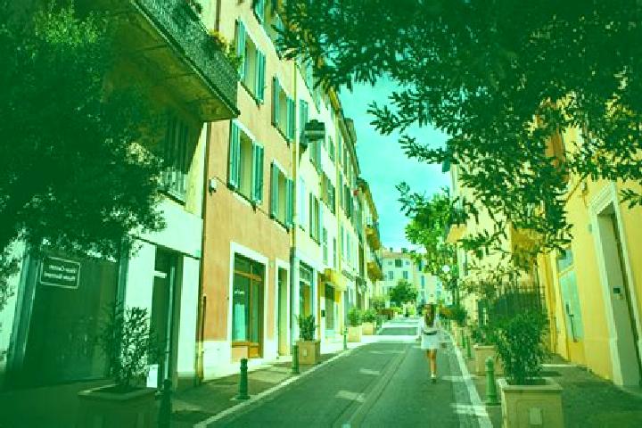 Escorts Le Cannet, France — Local Companions