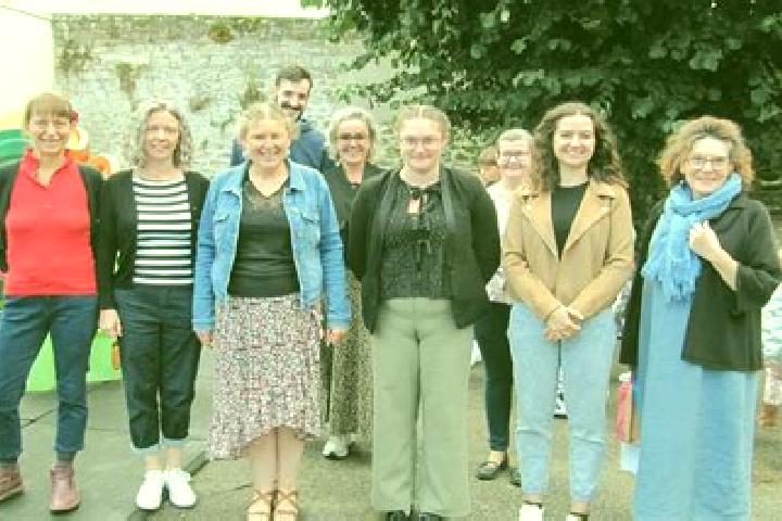 Escorts Le Juch, France — Local Companions