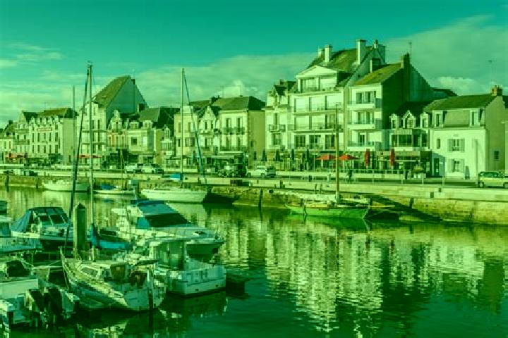 Escorts Le Pouliguen, France — Local Companions