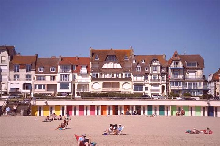 Escorts Le Touquet-Paris-Plage, France — Local Companions