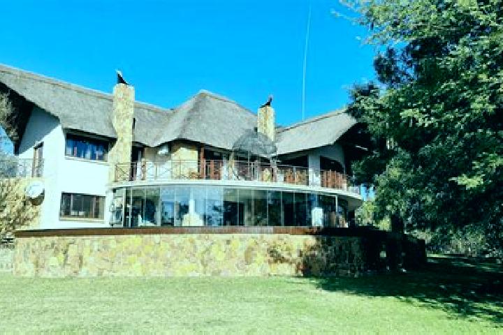 Escorts Leeuwfontein-C, South Africa — Local Companions