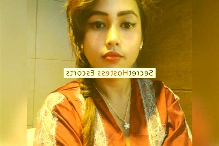 Escorts Lekosoro, Indonesia — Local Companions