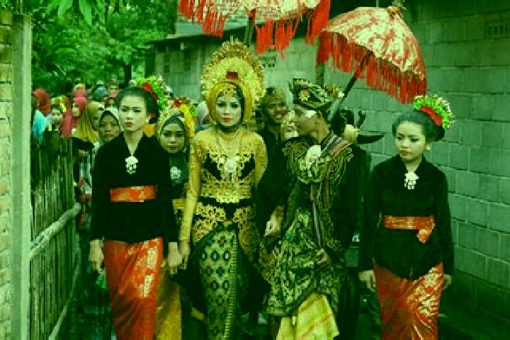 Escorts Lembung Tengah, Indonesia — Local Companions