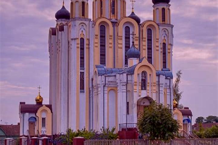 Escorts Lida, Belarus — Local Companions