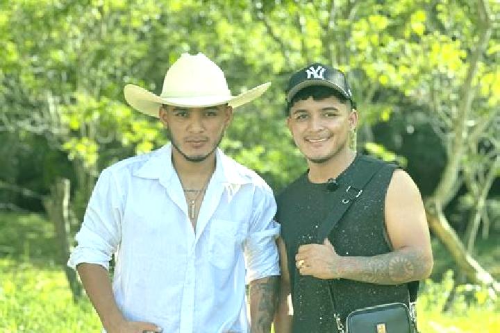 Escorts Limon Chiquito, Mexico — Local Companions