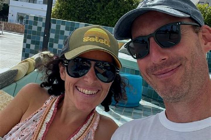Escorts Llambilles, Spain — Local Companions