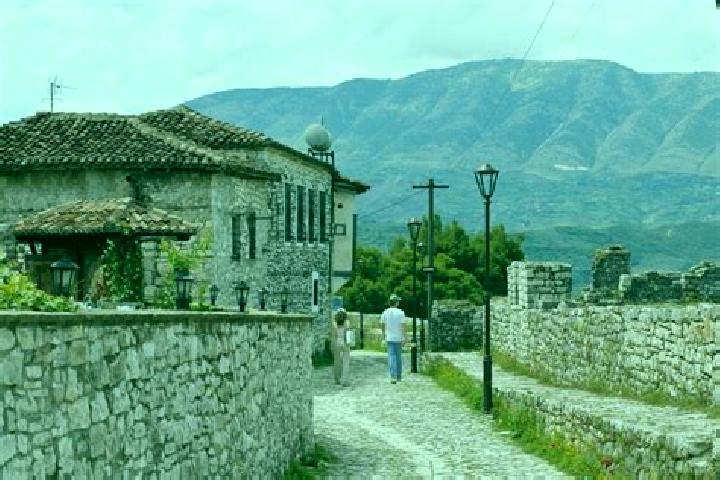 Escorts Llugaj, Albania — Local Companions