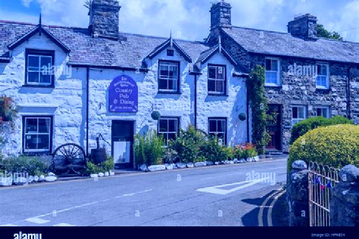 Escorts Llwyngwril, United Kingdom — Local Companions