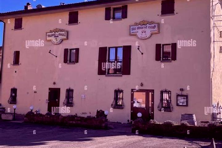 Escorts Loiano, Italy — Local Companions