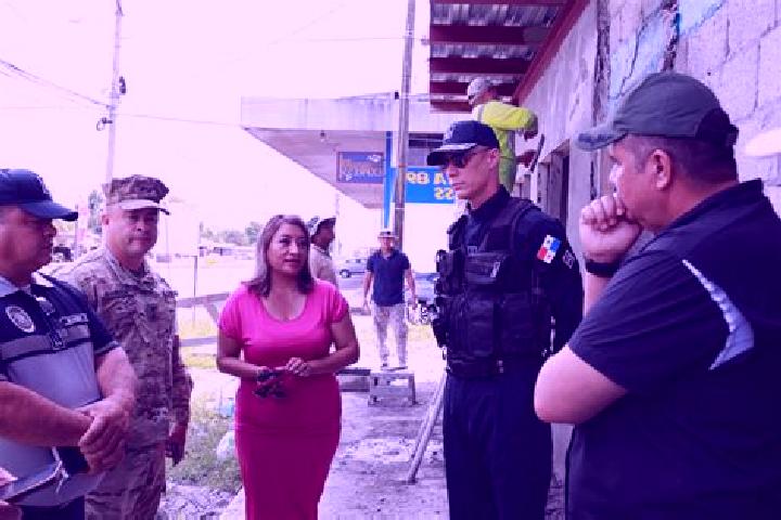 Escorts Los Algarrobos, Panama — Local Companions