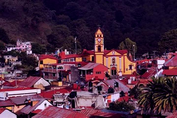 Escorts Los Amoles, Mexico — Local Companions