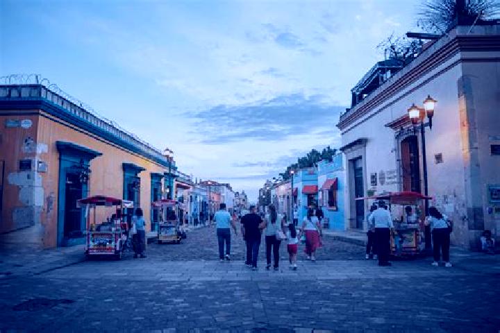 Escorts Los Corchos, Mexico — Local Companions