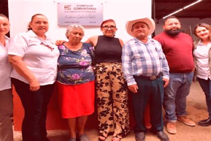 Escorts Loza de Barrera, Mexico — Local Companions