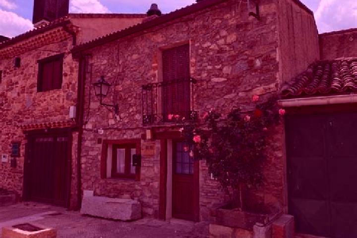 Escorts Lozoya, Spain — Local Companions