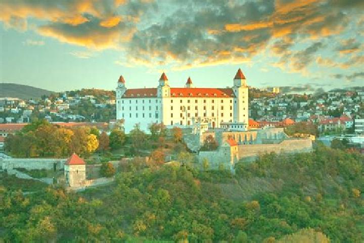 Escorts Lubotice, Slovakia — Local Companions