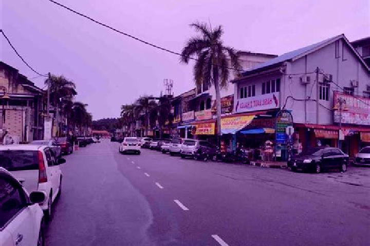 Escorts Lumut, Malaysia — Local Companions