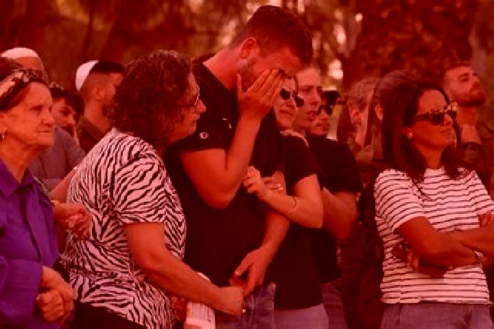 Escorts Maale Iron, Israel — Local Companions